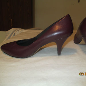 Calico burgandy leather pumps sz 5.5m